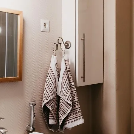 Kaksio Jaerven Rannalla, Tampereen Vieressae! *